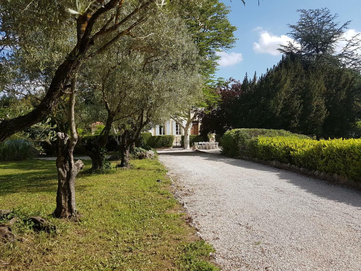 Ferienwohnung Bastide En Provence Auriol Exterior foto